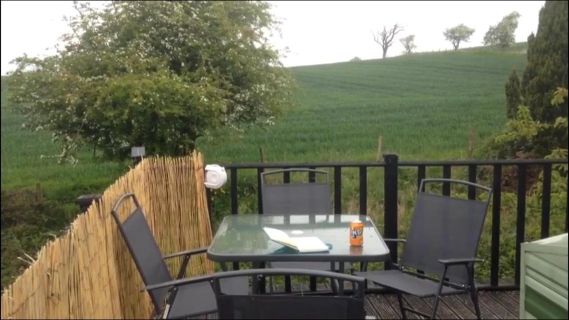 Delightful 3 Bedroom Holiday Home With Balcony Overlooking Fields And A Stream Gisburn Exterior foto